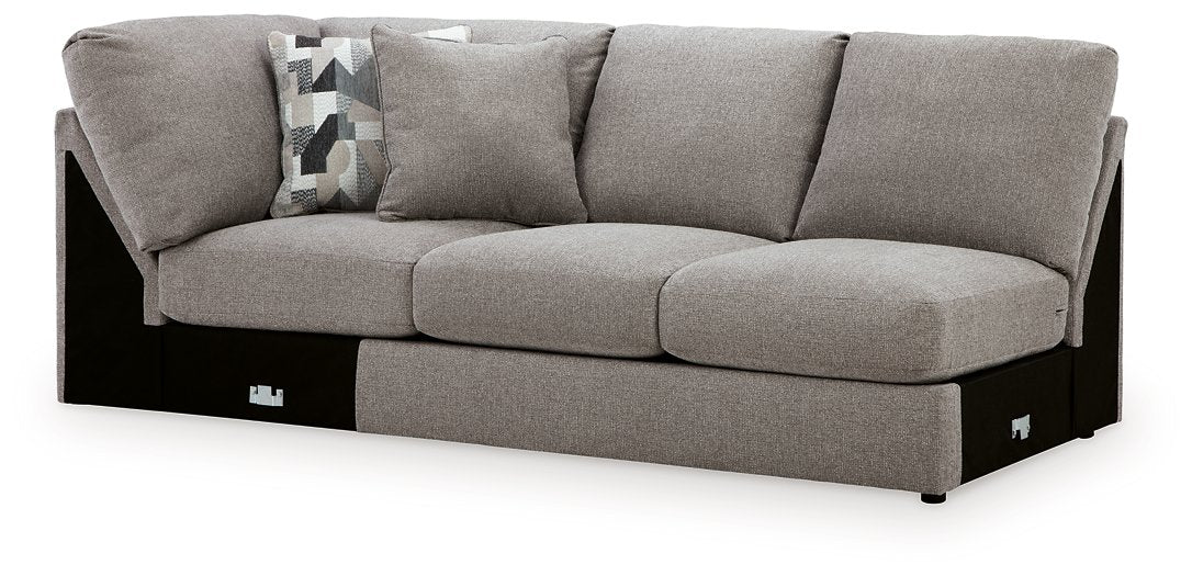 Lindon Sectional with Chaise