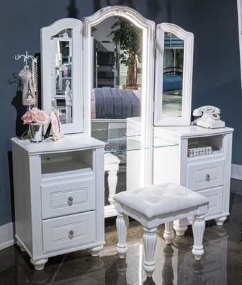Kozlani Vanity with Mirror